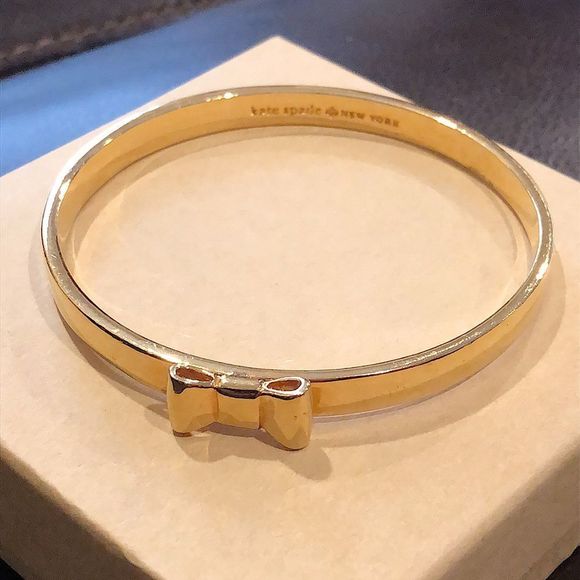 KATE SPADE Gold Bangle Bracelet With Gold Bow - Picture 3 of 9